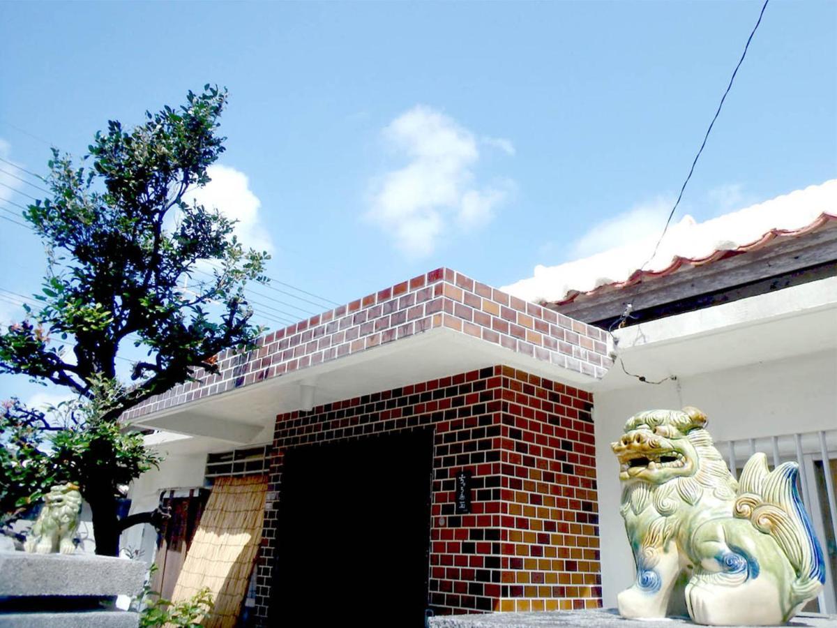 石垣島 一棟貸切りのお宿 ちゅら赤瓦 Ishigaki  Exteriér fotografie